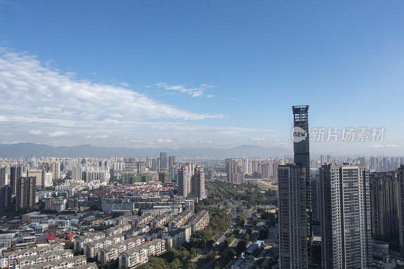 city ​​skyscrapers under construction